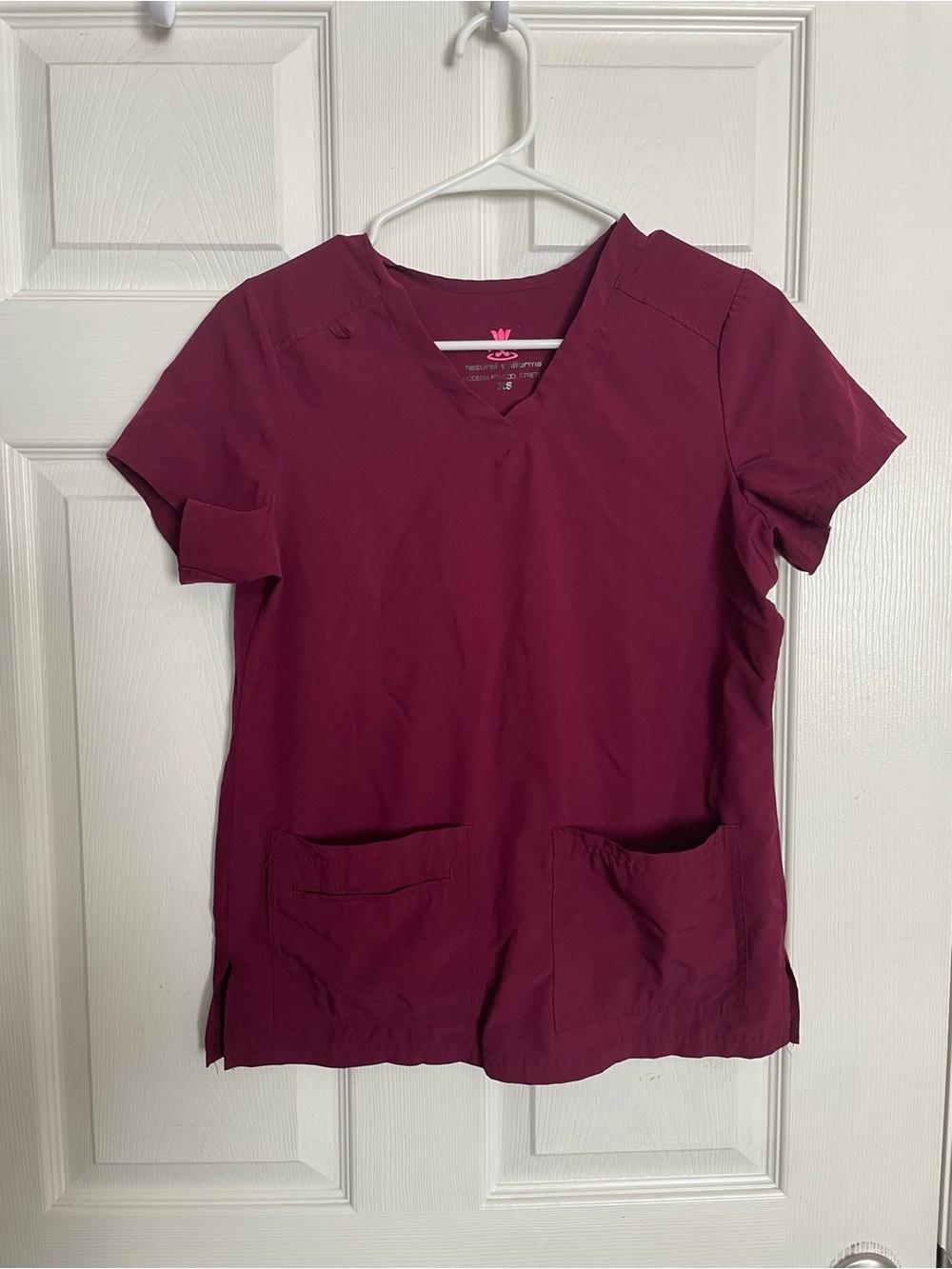Natural Uniforms Women's V-Neck Scrub Top in Burgundy